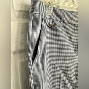 *SOLD* ☀️Loft trouser pants☀️